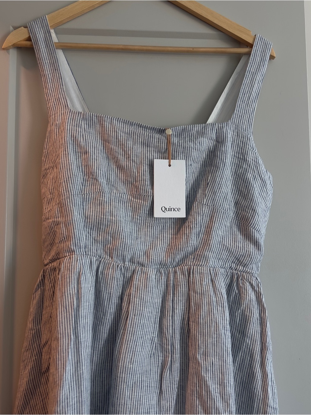 Quince Midi dress